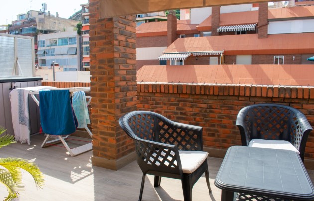 Resale - Apartment - Alicante - Casco antiguo