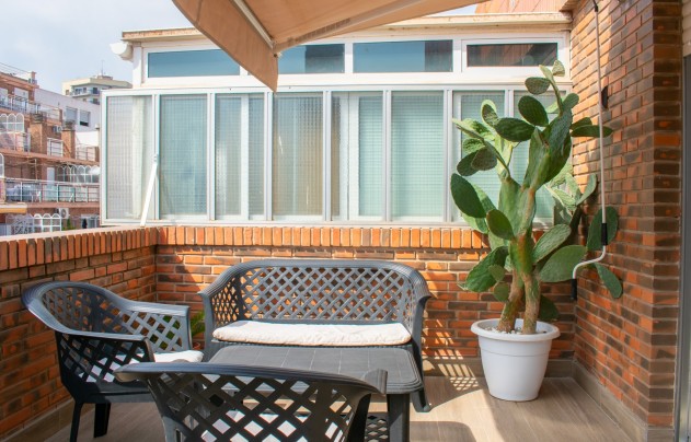 Resale - Apartment - Alicante - Casco antiguo