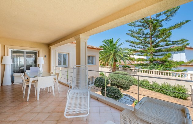 Resale - Villa - Benissa