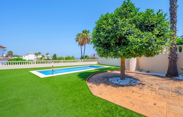 Resale - Villa - Benissa