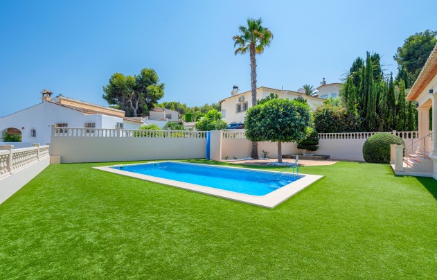 Resale - Villa - Benissa