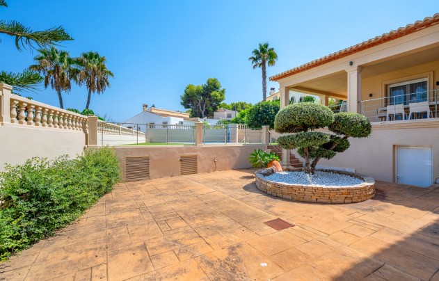 Resale - Villa - Benissa