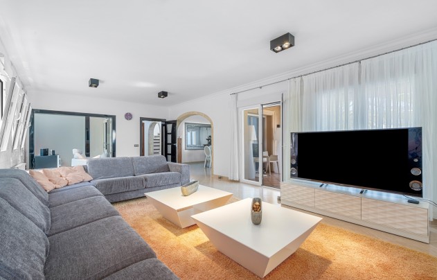 Resale - Villa - Benissa