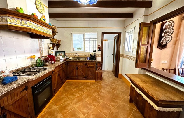 Resale - Villa - San Miguel de Salinas - Ciudad de las comunicaciones