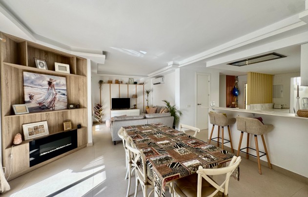 Resale - Apartment - Benahavis - La Quinta