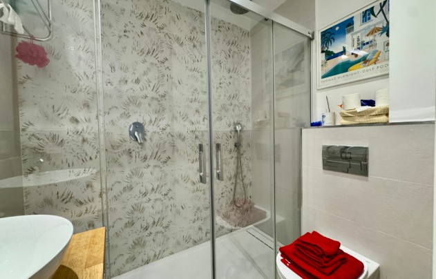 Resale - Apartment - Benahavis - La Quinta