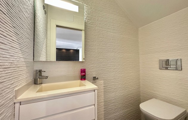 Resale - Apartment - Guardamar del Segura