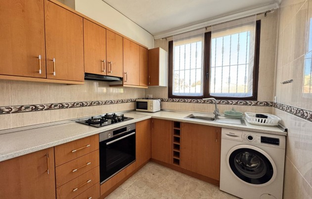 Resale - House - Punta Prima