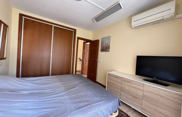 Resale - House - Punta Prima