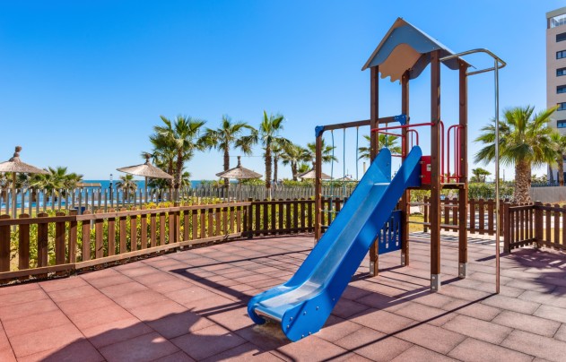 Resale - Apartment - Orihuela Costa - Punta Prima