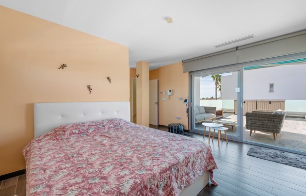 Herverkoop - Villa - Benijofar