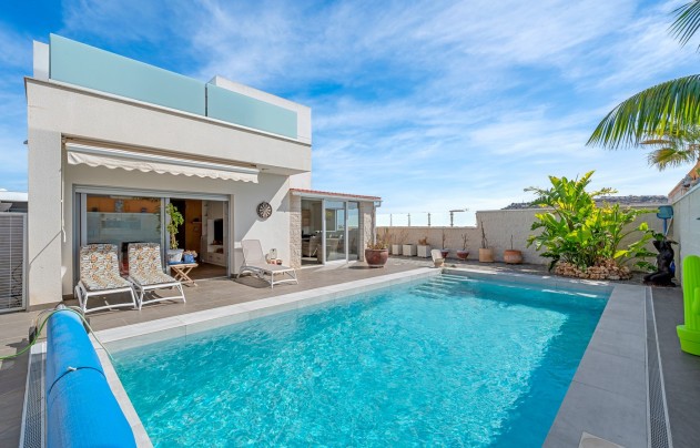 Herverkoop - Villa - Benijofar