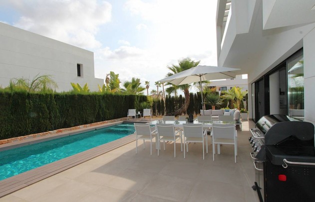 Resale - Villa - Rojales - Ciudad Quesada