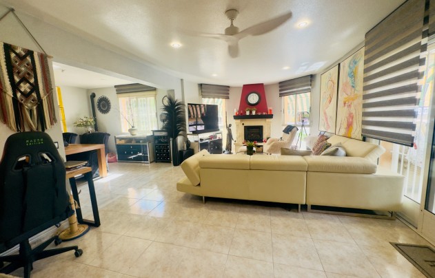 Resale - Villa - Benijofar