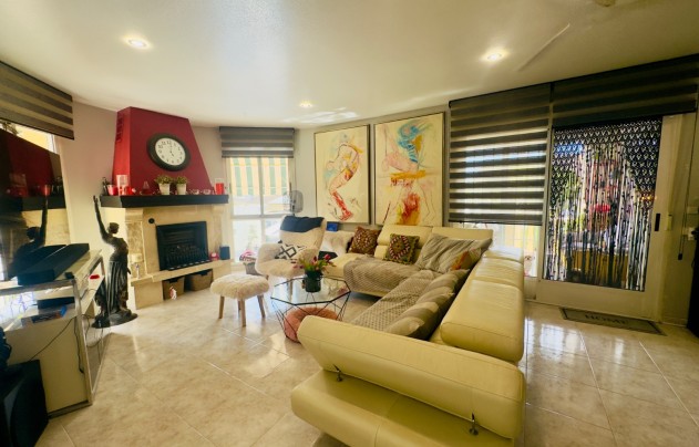 Resale - Villa - Benijofar