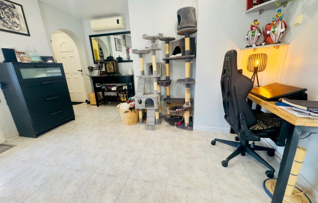 Resale - Villa - Benijofar