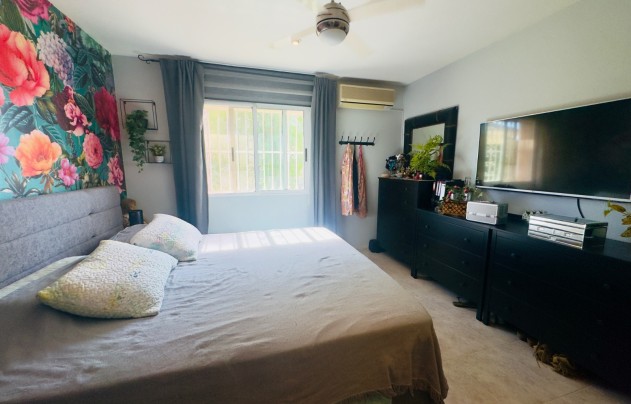 Resale - Villa - Benijofar