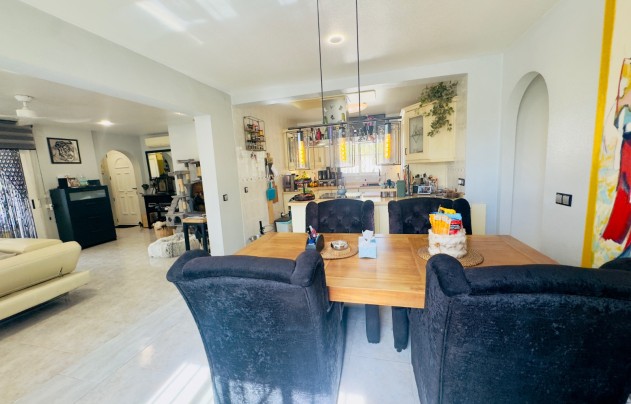 Resale - Villa - Benijofar