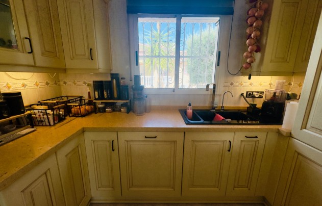 Resale - Villa - Benijofar