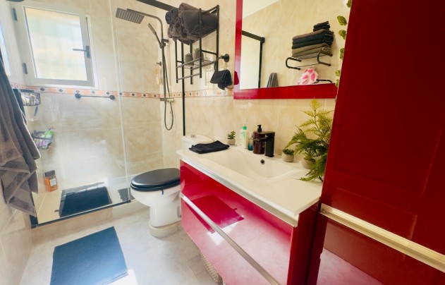 Resale - Villa - Benijofar