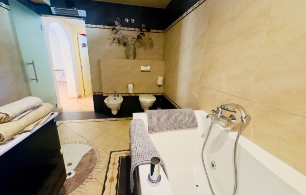 Resale - Villa - Benijofar