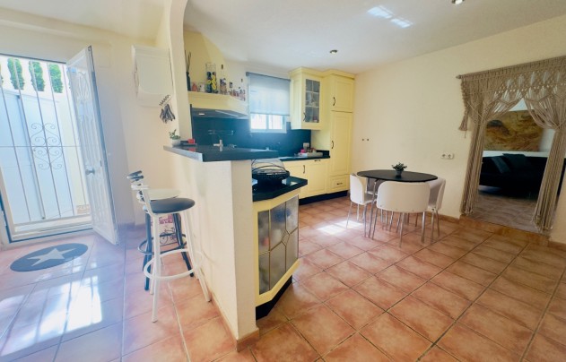 Resale - Villa - Benijofar