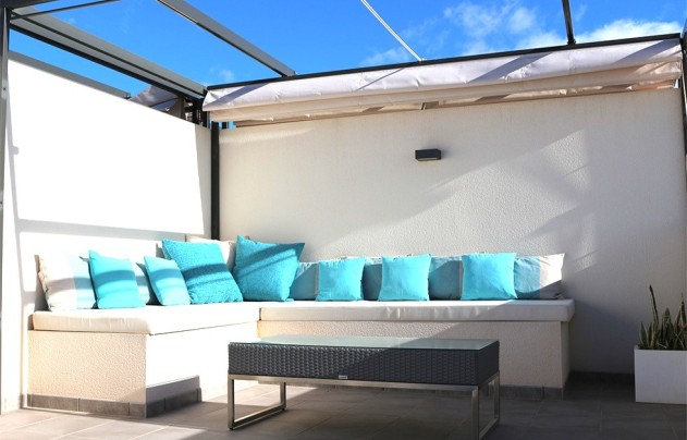 Resale - Villa - Orihuela Costa - La Zenia