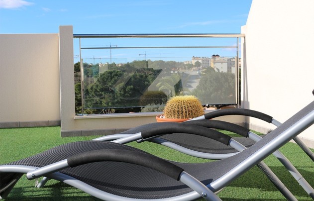 Resale - Villa - Orihuela Costa - La Zenia