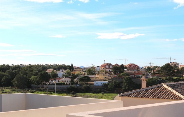 Resale - Villa - Orihuela Costa - La Zenia