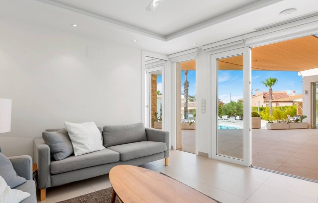 Resale - Villa - Ciudad Quesada