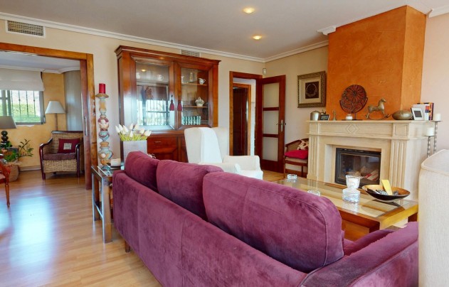 Resale - Villa - Aguilas