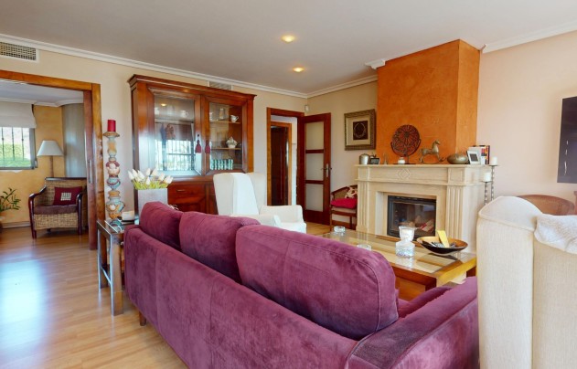 Resale - Villa - Aguilas