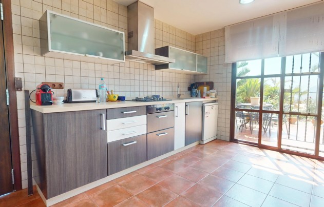 Resale - Villa - Aguilas