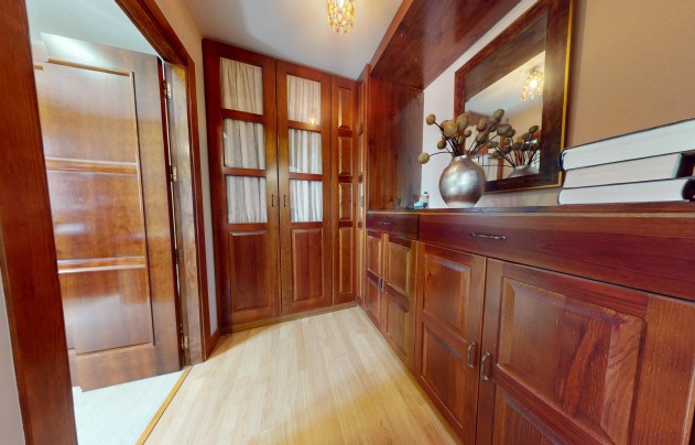 Resale - Villa - Aguilas