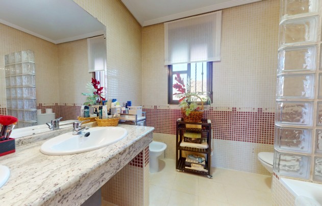 Resale - Villa - Aguilas