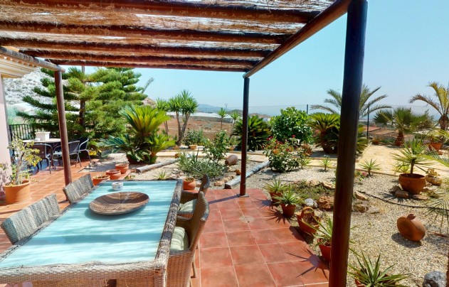 Resale - Villa - Aguilas