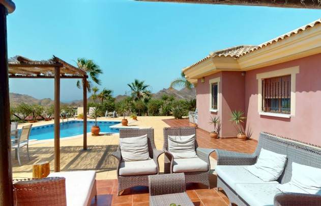 Resale - Villa - Aguilas