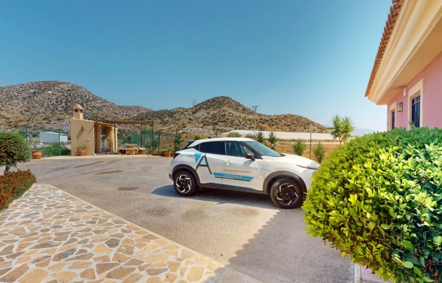 Resale - Villa - Aguilas