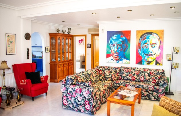 Resale - Villa - Orihuela Costa - La Zenia