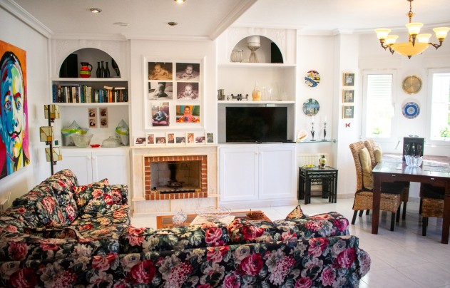 Resale - Villa - Orihuela Costa - La Zenia