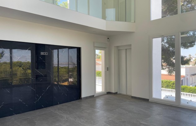 Resale - Villa - Torrevieja - Los Balcones