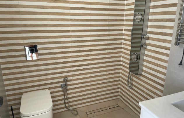 Resale - Villa - Torrevieja - Los Balcones