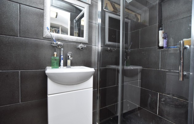 Resale - Villa - Heredades - Heradades