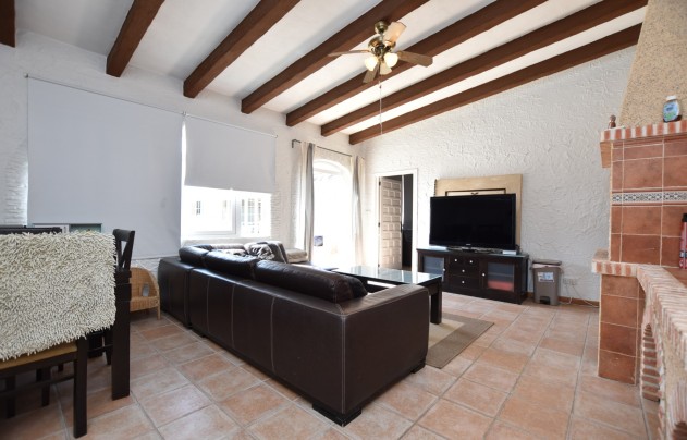 Resale - Villa - Heredades - Heradades