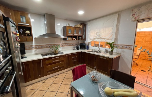 Resale - House - Elche - Center