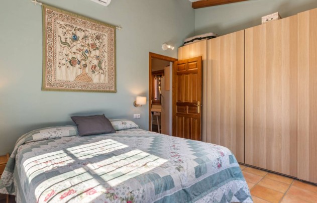 Resale - Villa - Catral