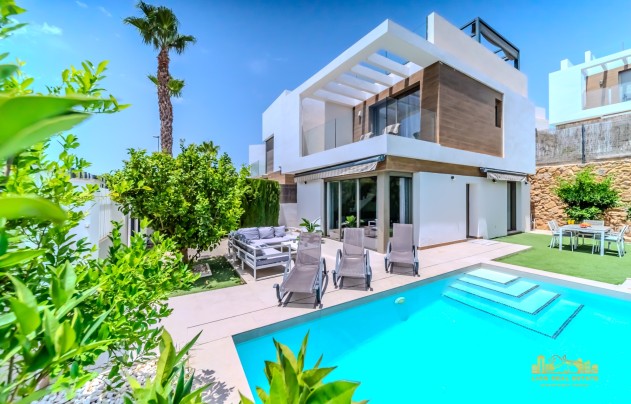 Resale - Villa - Orihuela Costa - Villamartín