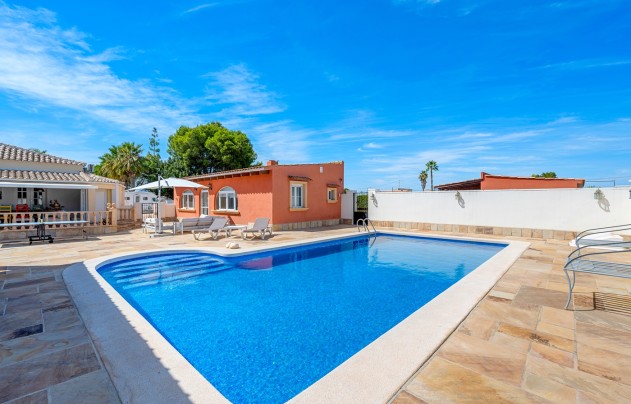 Resale - Villa - Almoradí - Las Heredades