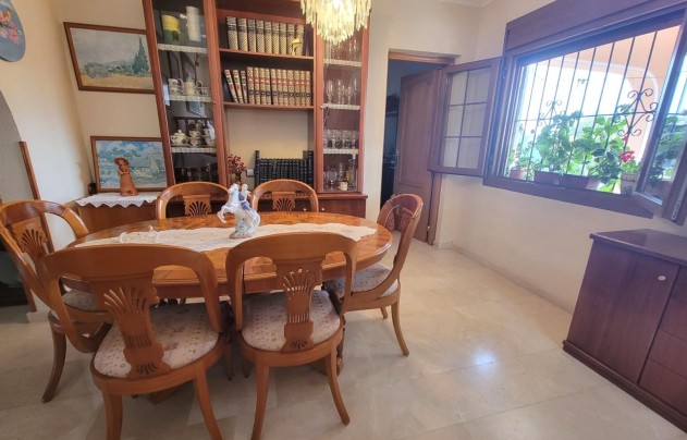 Resale - Villa - Torrevieja - Aguas Nuevas