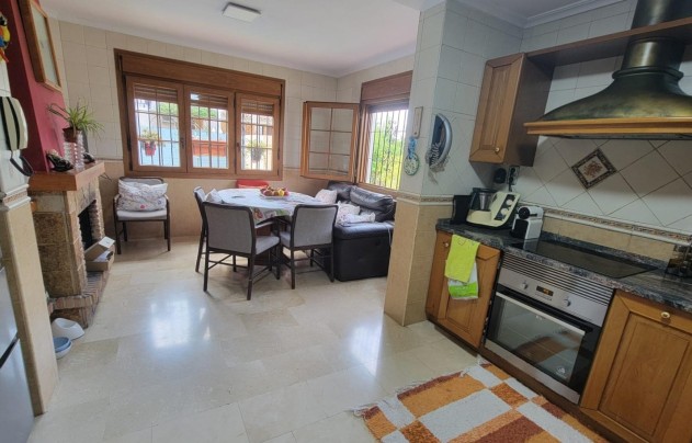 Resale - Villa - Torrevieja - Aguas Nuevas